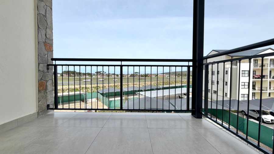 To Let 1 Bedroom Property for Rent in The Huntsman Western Cape